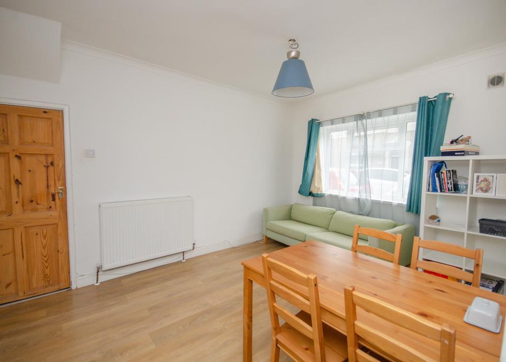 Property photo 3 of 26 House 3-10.Jpg