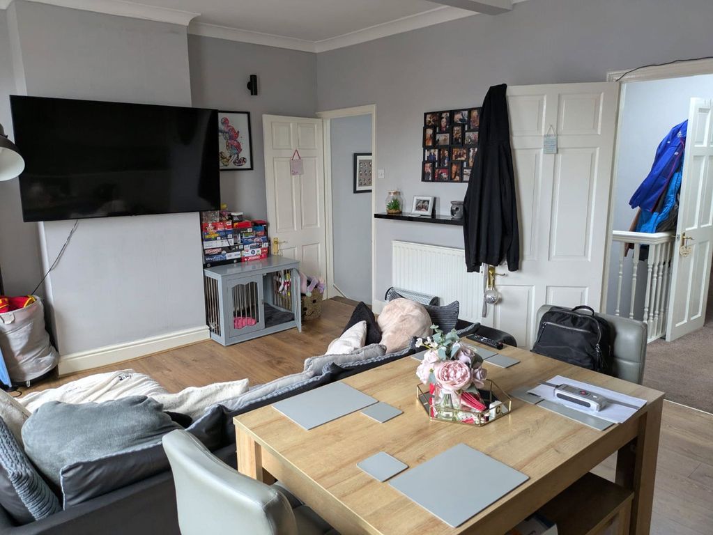 Property photo 3 of 32 Picture No. 06