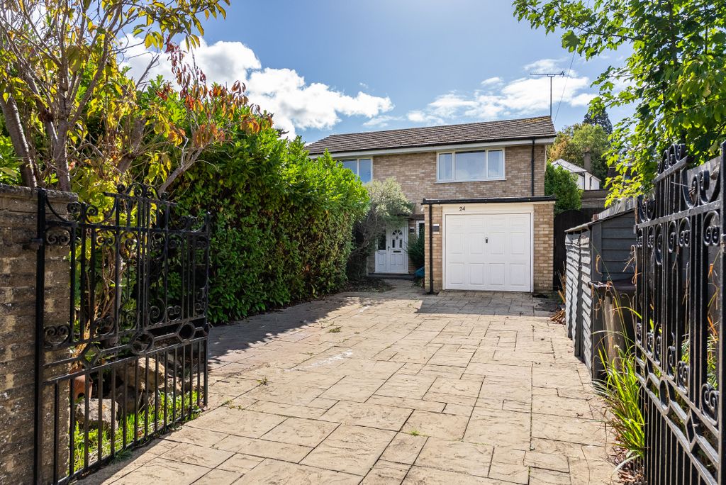 Property photo 1 of 16 Dsc07794