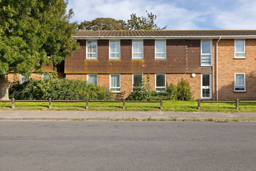 Property photo 1 of 11