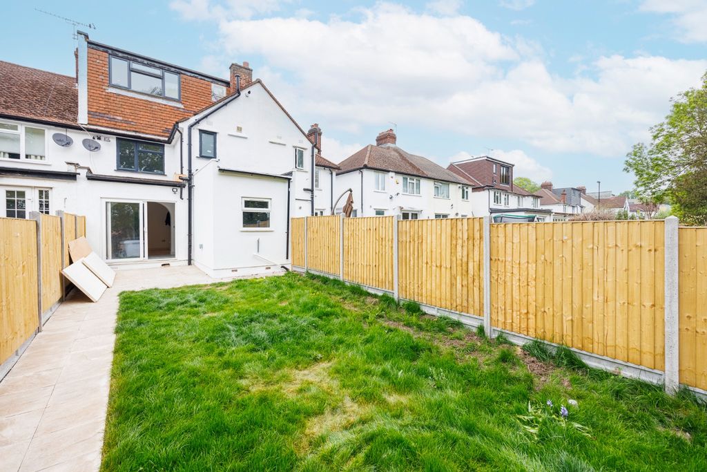 Property photo 1 of 11 4098250