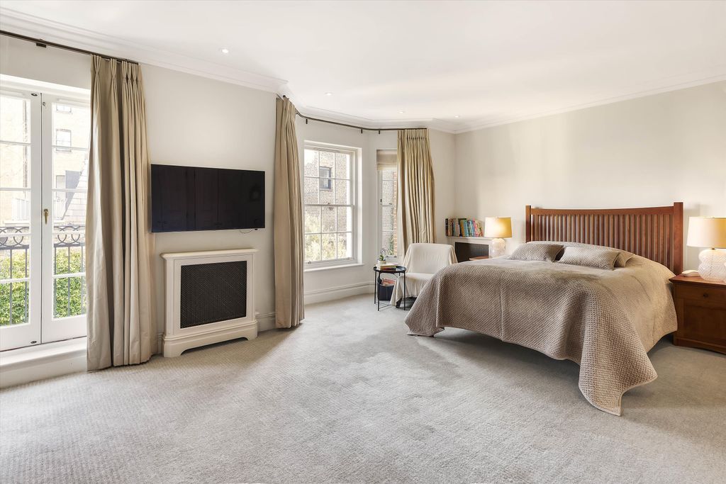 Property photo 3 of 12 Image