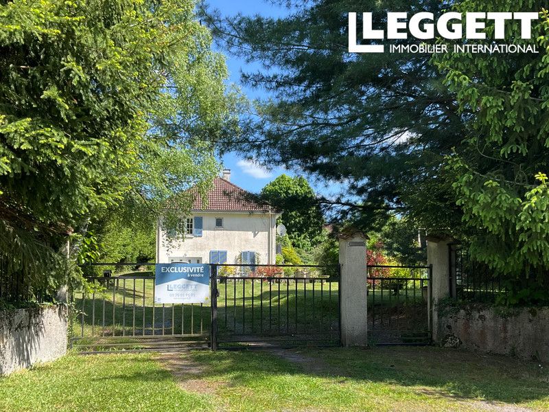 Property photo 2 of 10