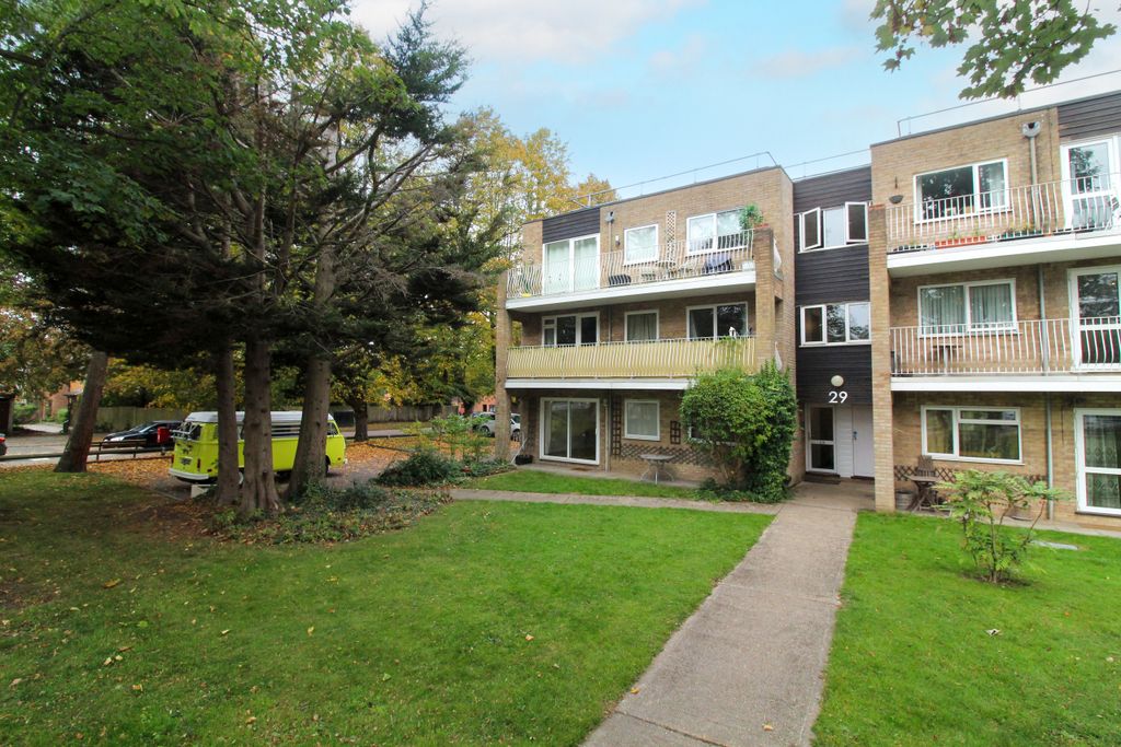 Property photo 1 of 11 External