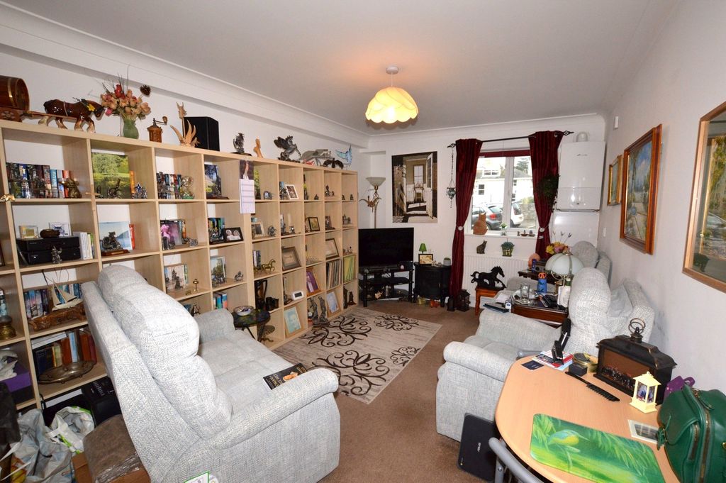 Property photo 2 of 10 Picture No. 06