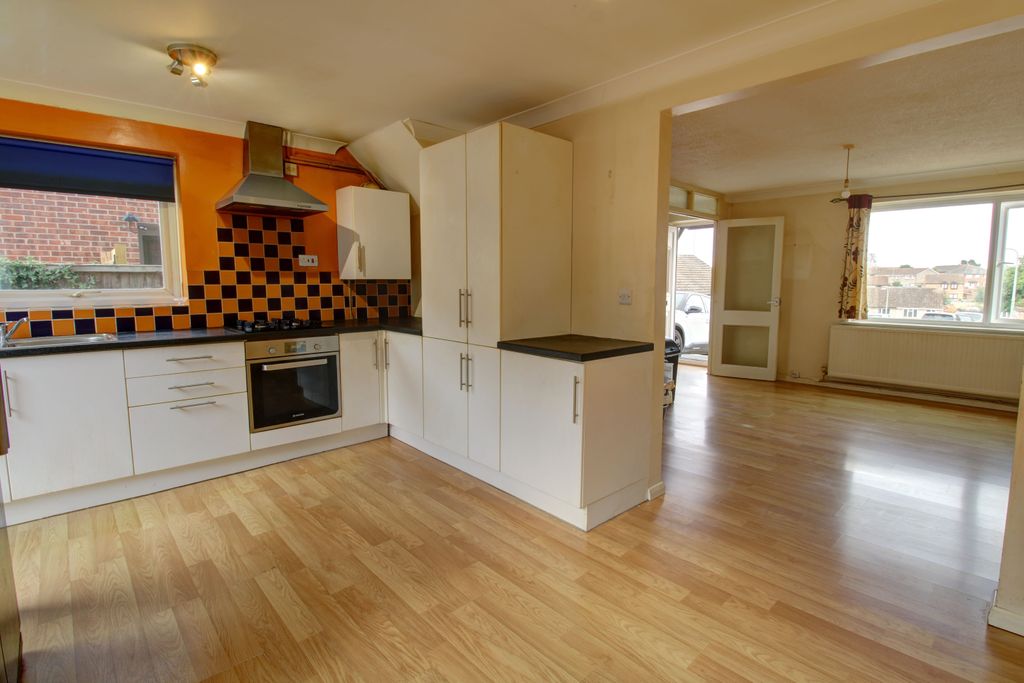 Property photo 3 of 10 A5
