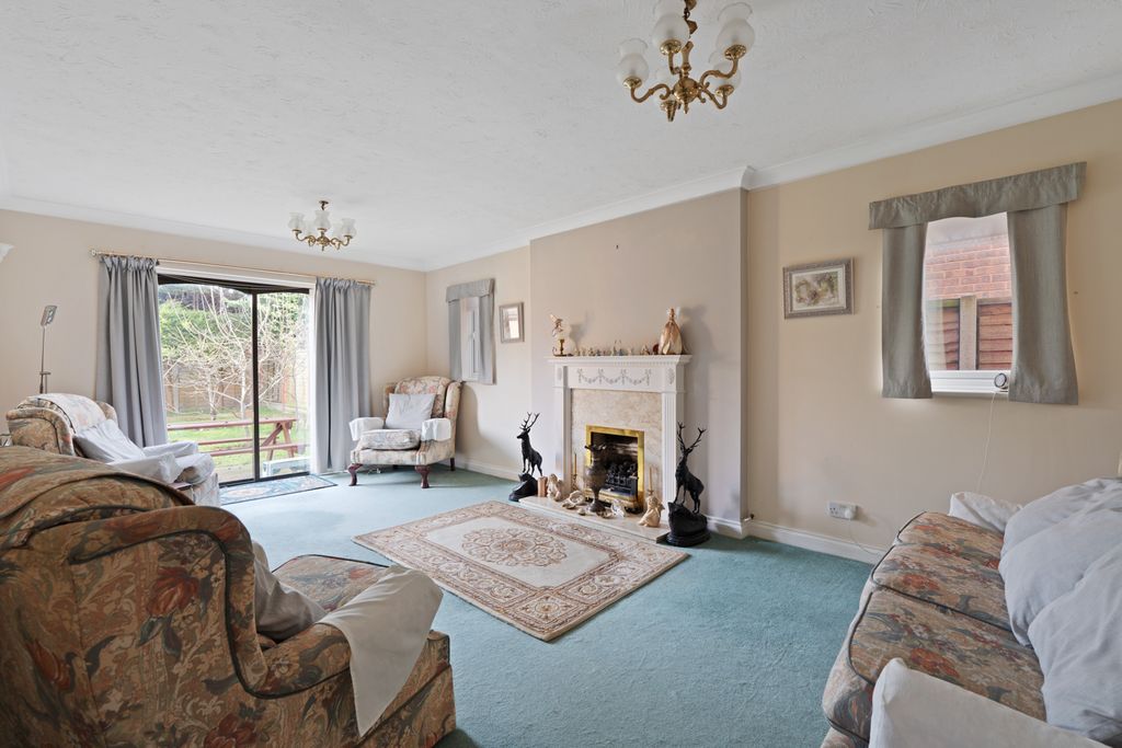 Property photo 3 of 16