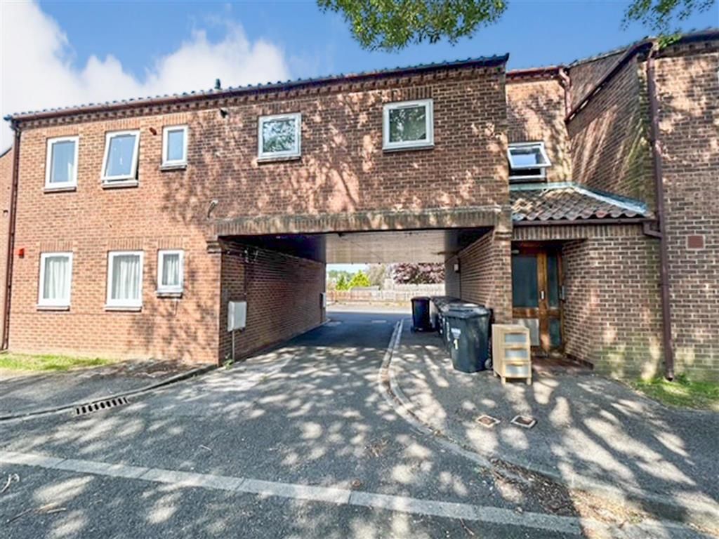 Property photo 2 of 3
