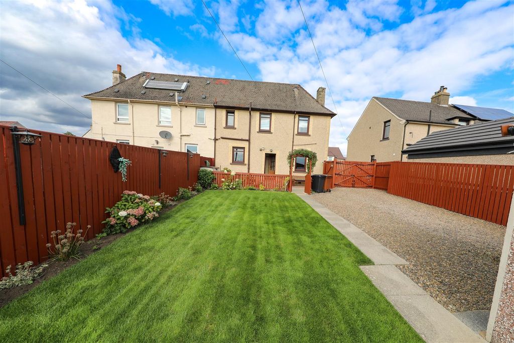 Property photo 3 of 19 c