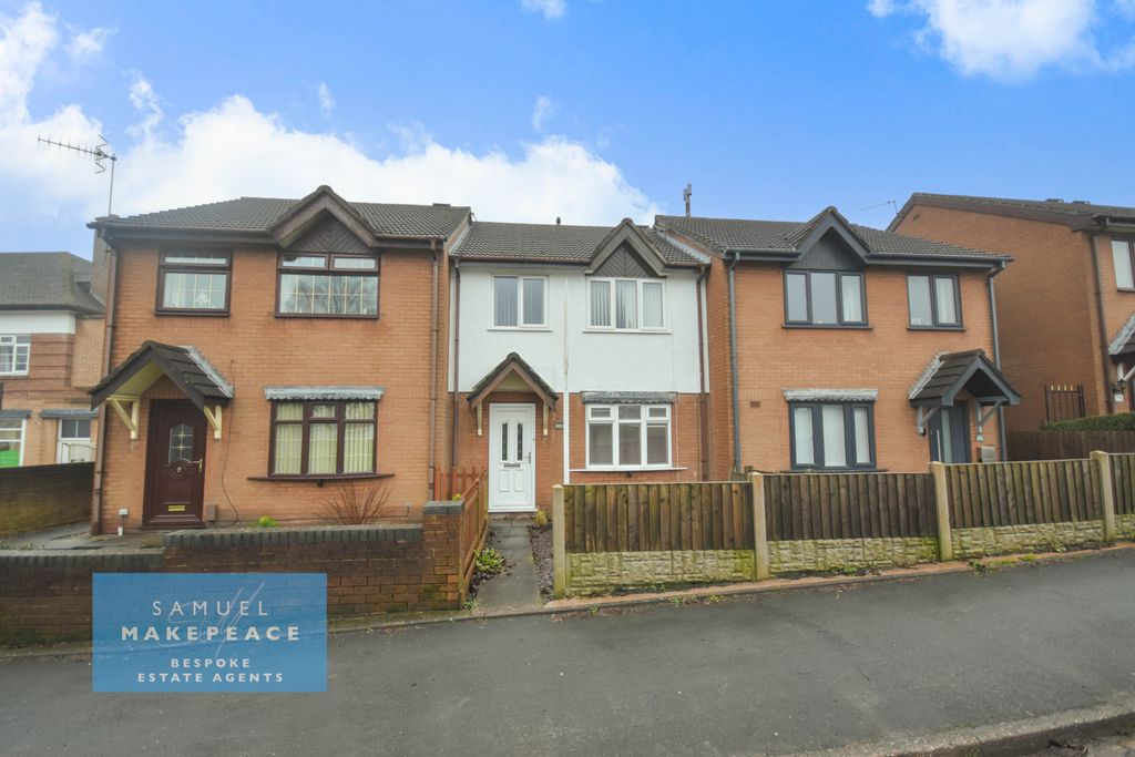 Property photo 1 of 15 High Street, Goldenhill, Stoke On Trent