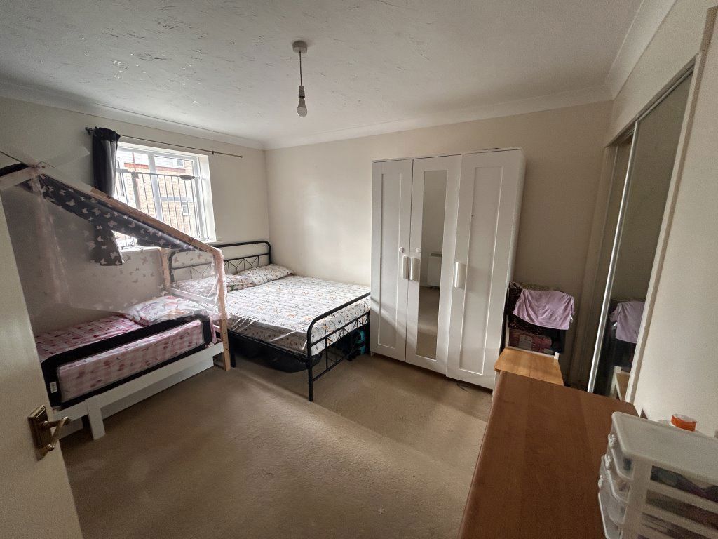 Property photo 2 of 5