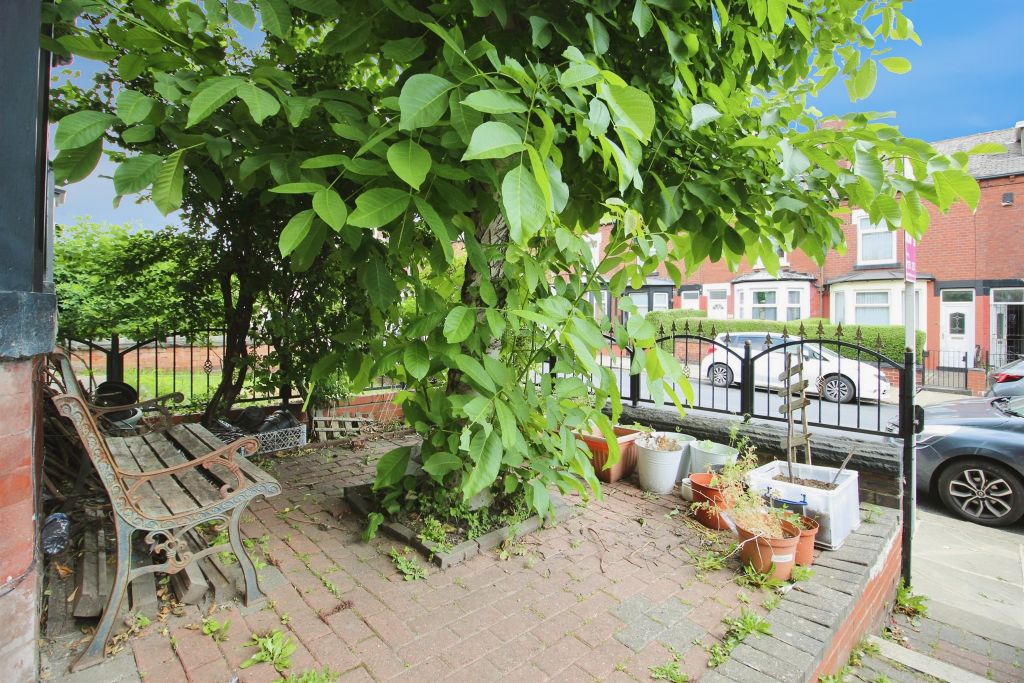 Property photo 2 of 14
