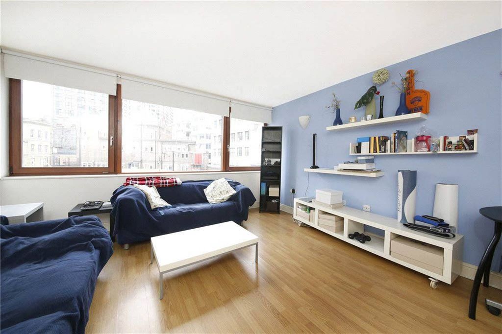Property photo 3 of 10