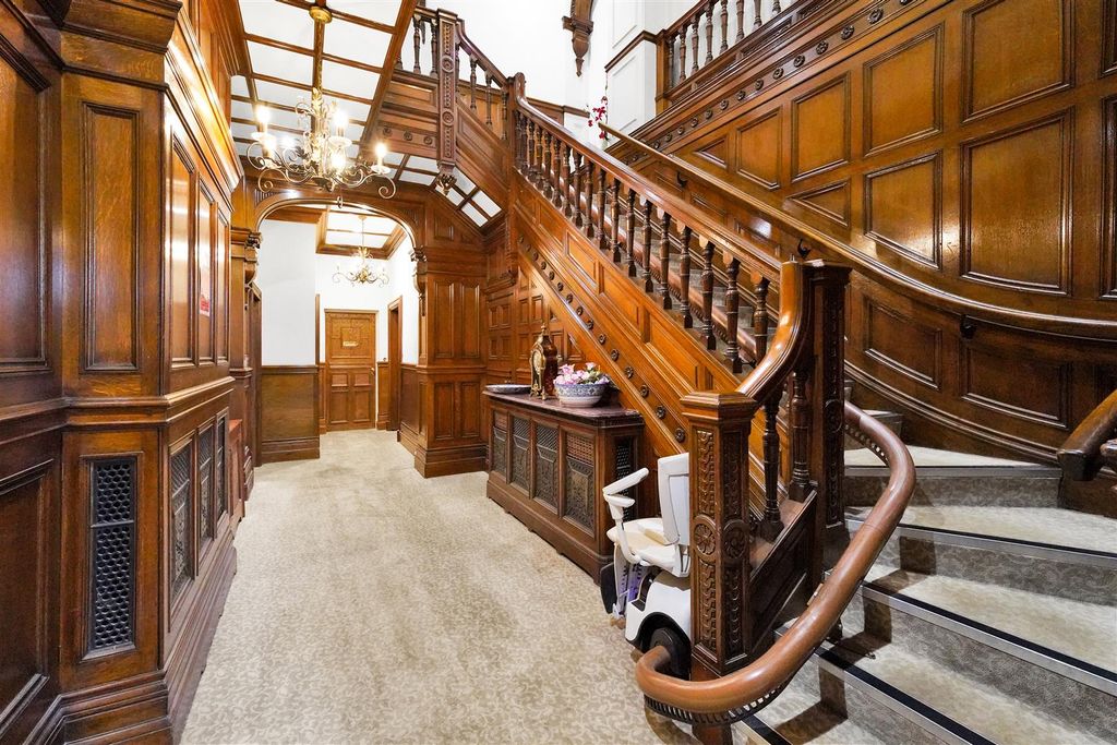 Property photo 2 of 29 32.Jpg