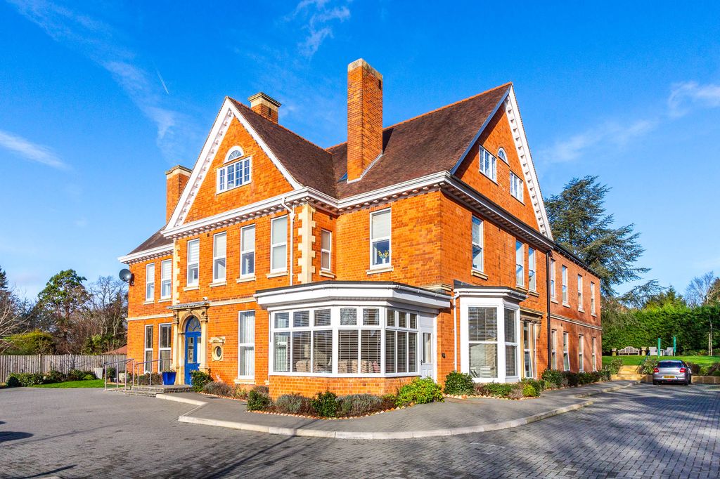 Property photo 1 of 18 Front (Whole Block Shown)