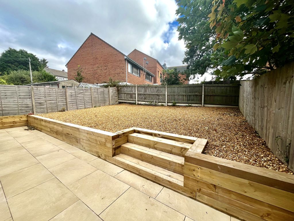 Property photo 2 of 14 Garden