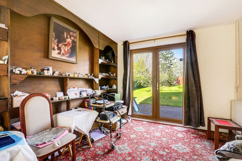 Property photo 3 of 19