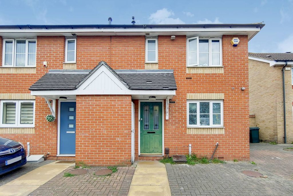 Property photo 1 of 15