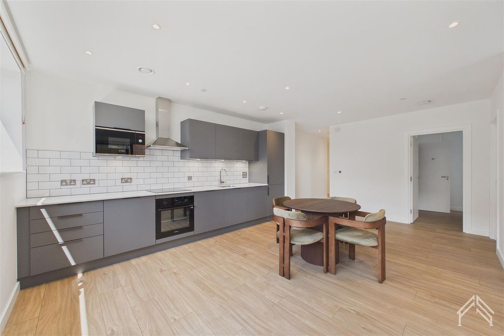 Property photo 2 of 13 2.Jpg