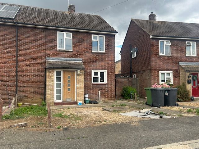 Property photo 1 of 2 Front