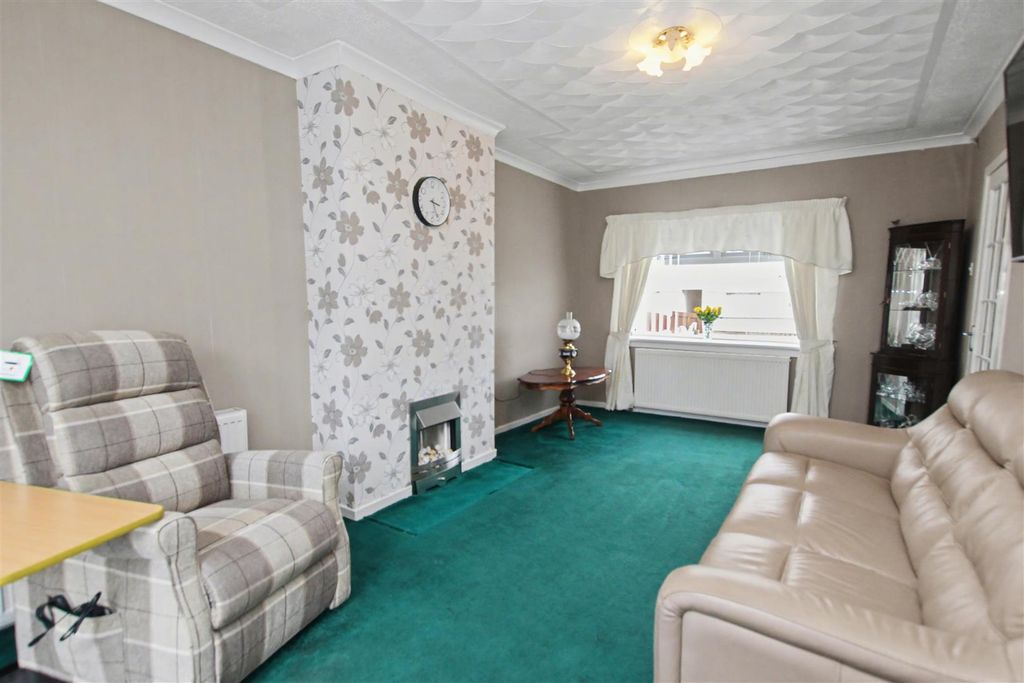 Property photo 3 of 18 3.Jpg