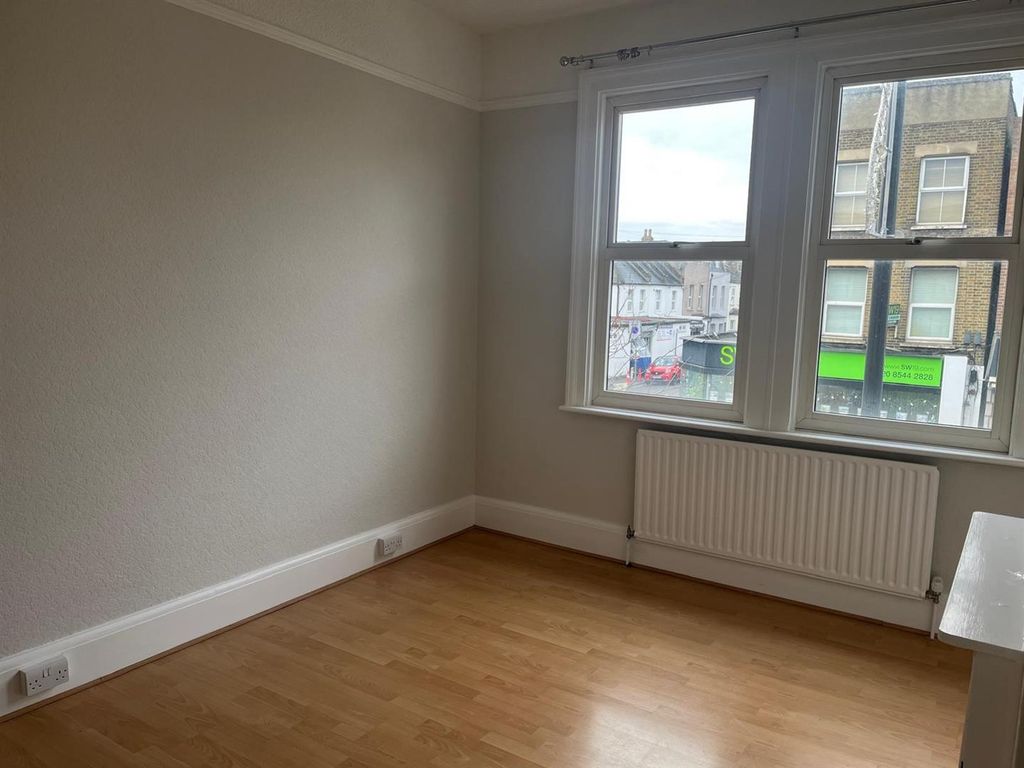 Property photo 3 of 9 5.Jpg