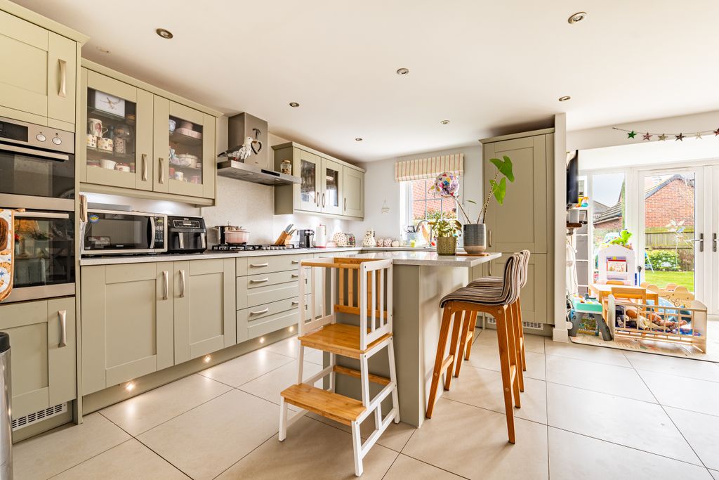 Property photo 2 of 28 Photo 2