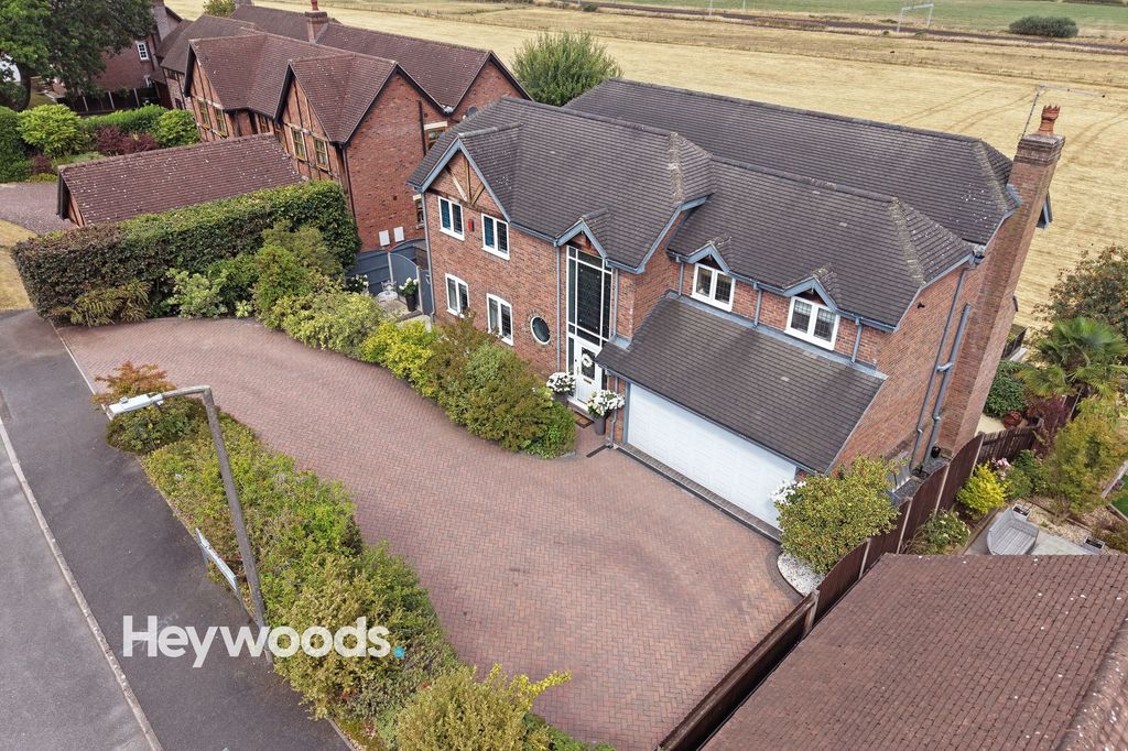 Property photo 3 of 71