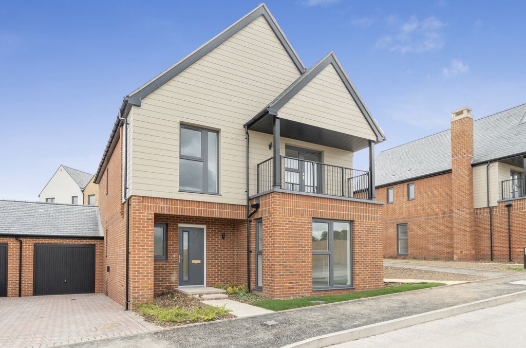 Property photo 1 of 19 1450530-2-6A01F43...
