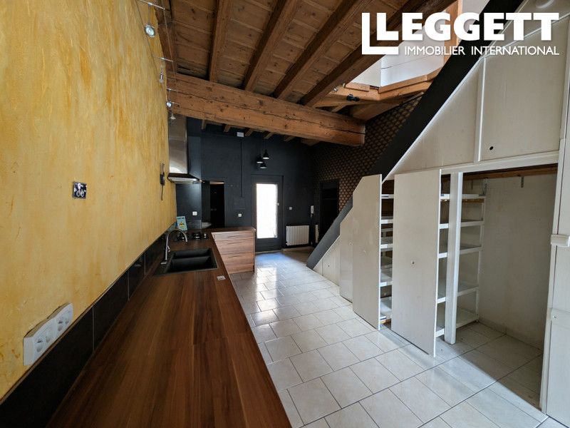 Property photo 3 of 10
