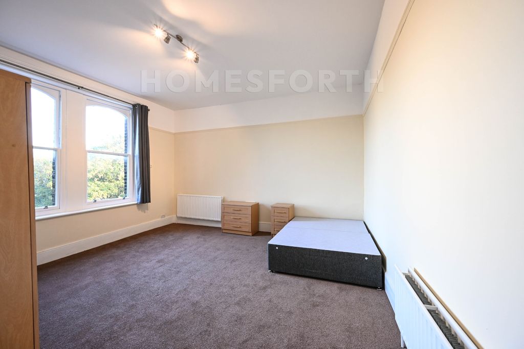 Property photo 3 of 19 Photo 16