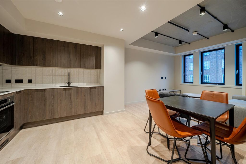 Property photo 2 of 10 1407333-1-69846Ccbd62F3.Jpg