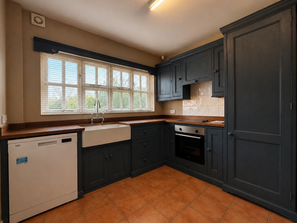 Property photo 3 of 11 Photo 9