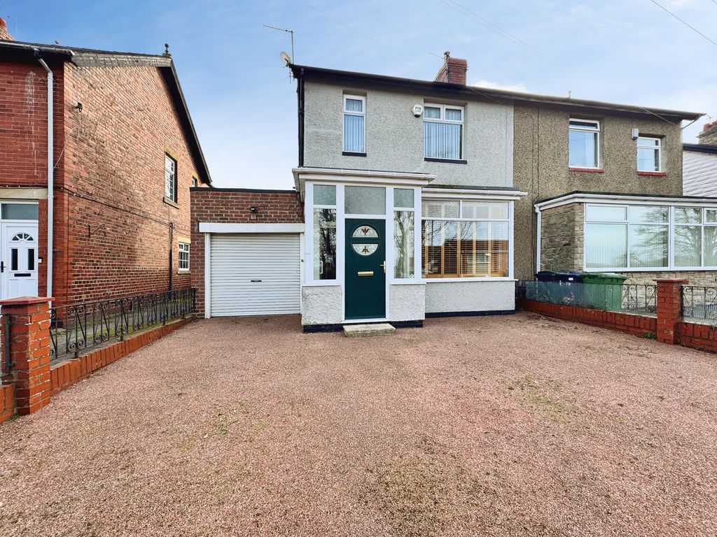 Property photo 1 of 11 Photo 6