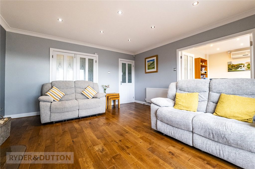 Property photo 3 of 24 Living Room