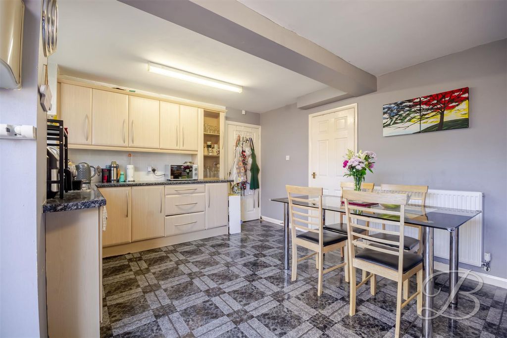 Property photo 3 of 28 Ccltd-13.Jpg