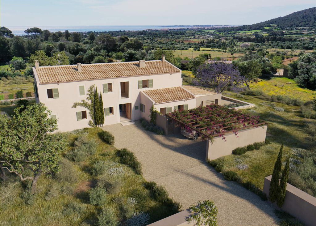 Property photo 1 of 13 81934_6.Jpg