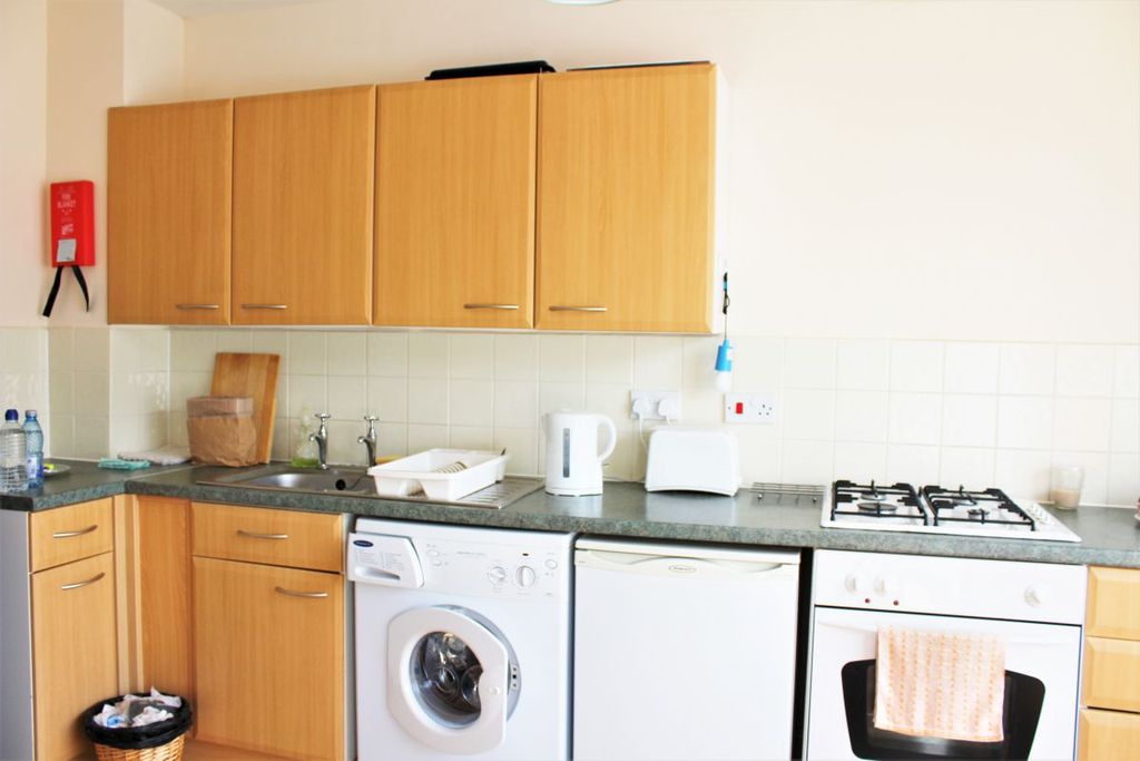 Property photo 3 of 7