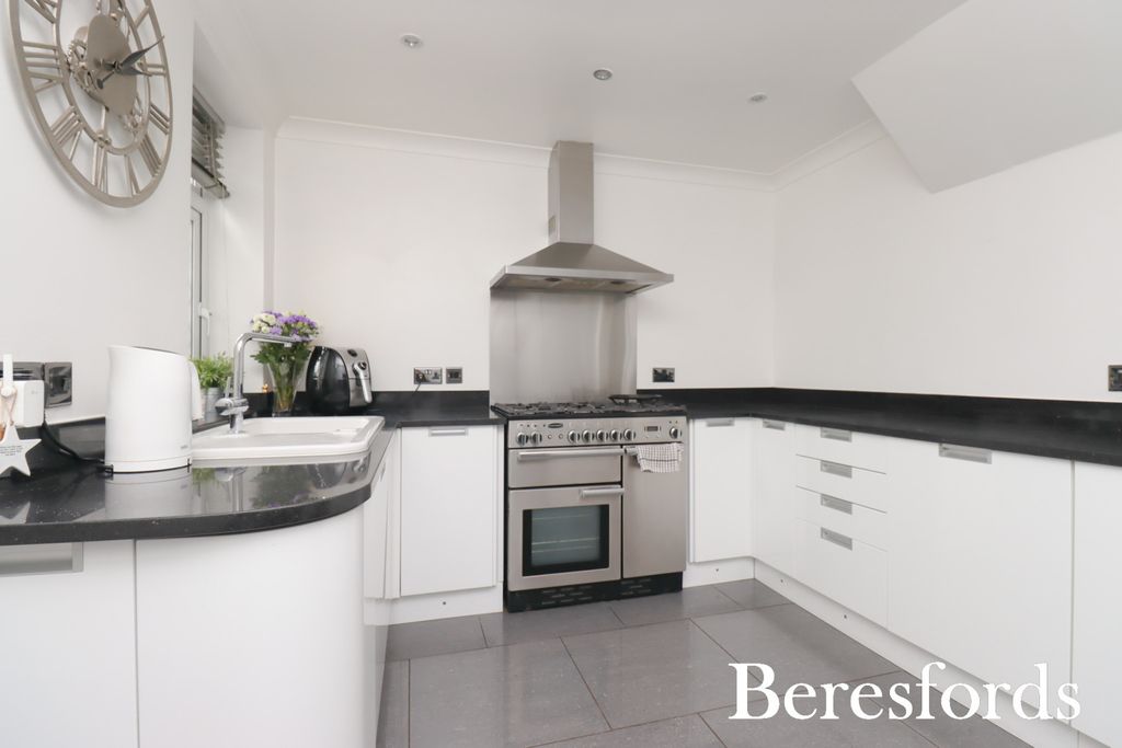 Property photo 2 of 14 Picture No. 09