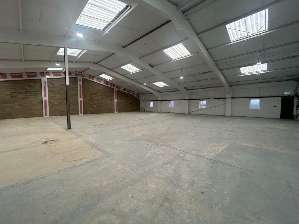 Property photo 3 of 5 Photo 4