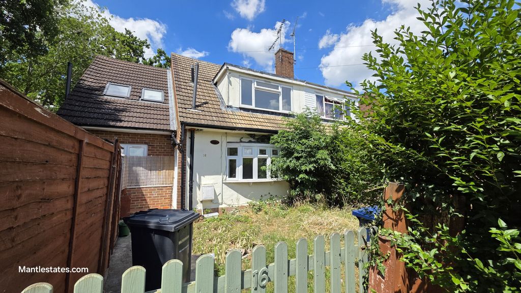 Property photo 1 of 17 3 Bedroom House