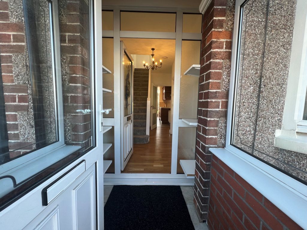 Property photo 3 of 23