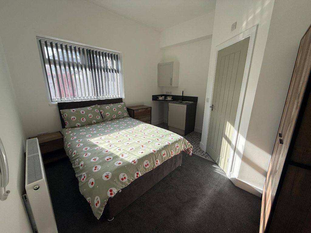 Property photo 1 of 5 Tempimageeushre.Jpg