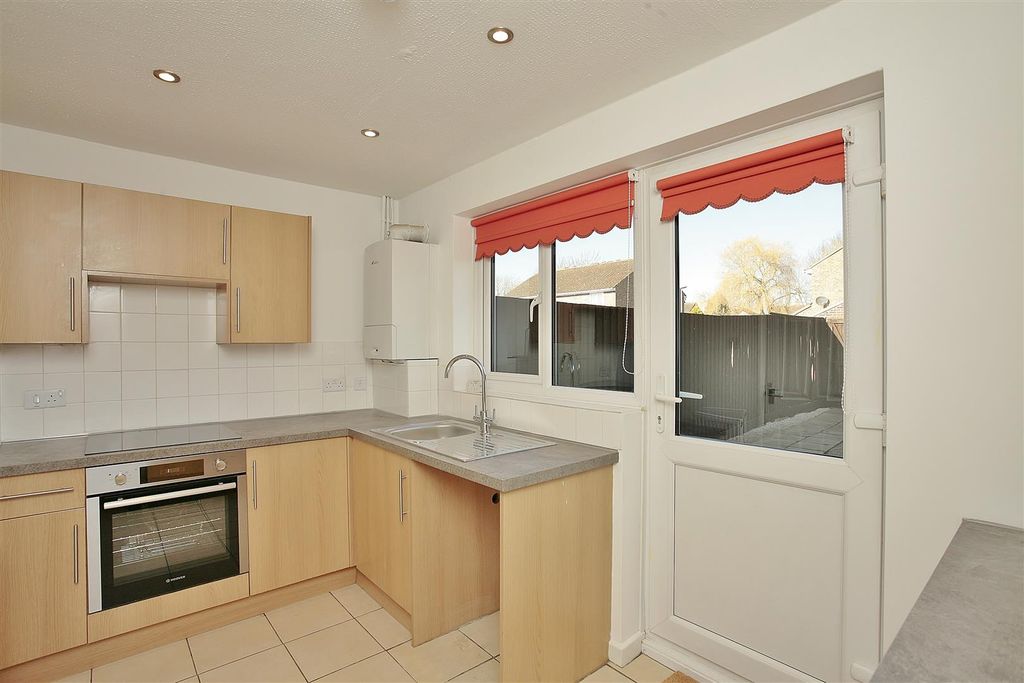 Property photo 2 of 13