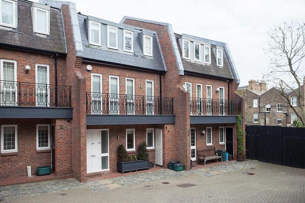 Property photo 1 of 8 36E77Aa4d08Cfb2Bcaa73A0F6Fdd6B5F76De8A9E.1000x667.