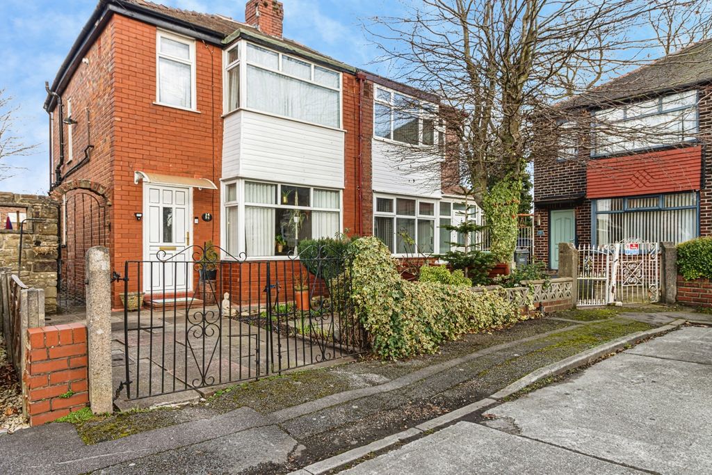 Property photo 1 of 15 Photo