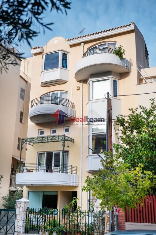 Property photo 1 of 30