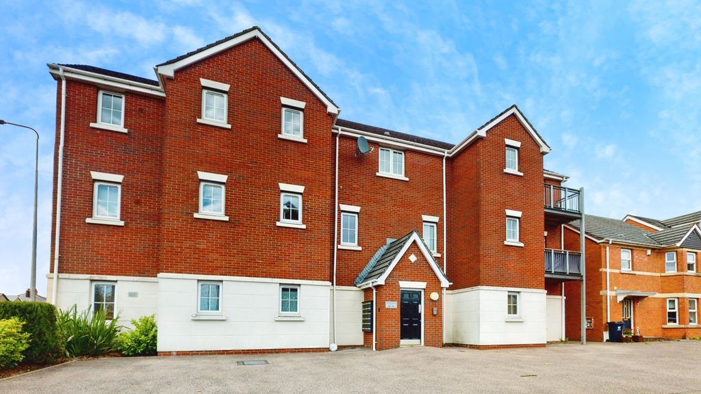 Property photo 1 of 12