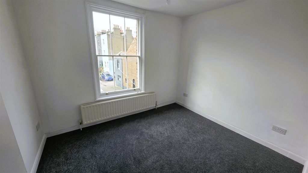 Property photo 3 of 13 Bedroom 3