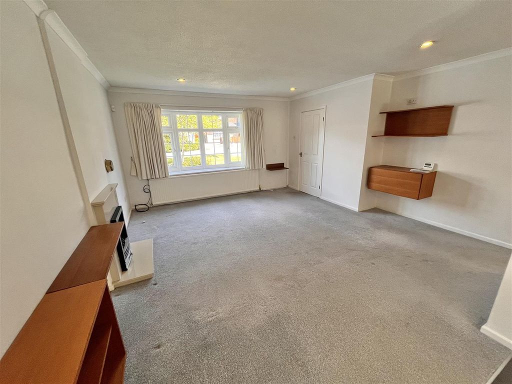 Property photo 3 of 21